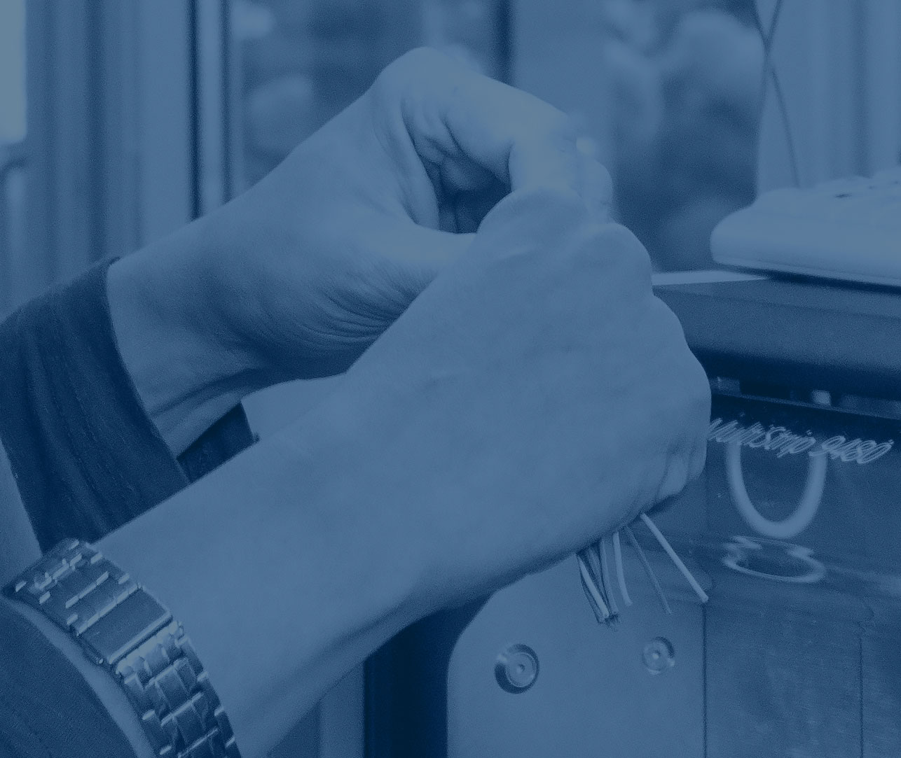 header_kabelkonfektionierung-left